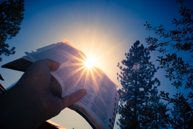 Open sunlight thrown on a Bible opened.